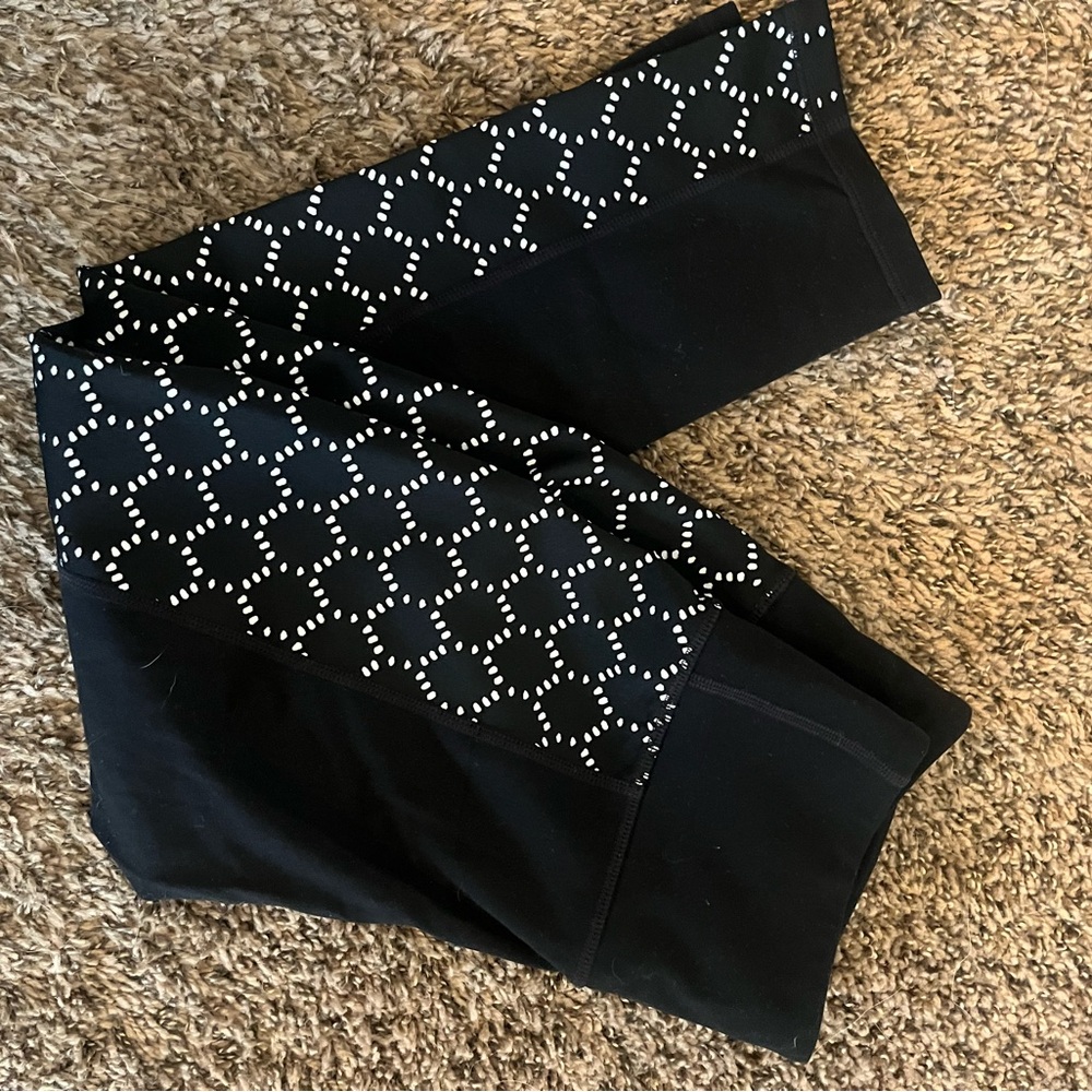 Athleta Black and White Patterned Leggings